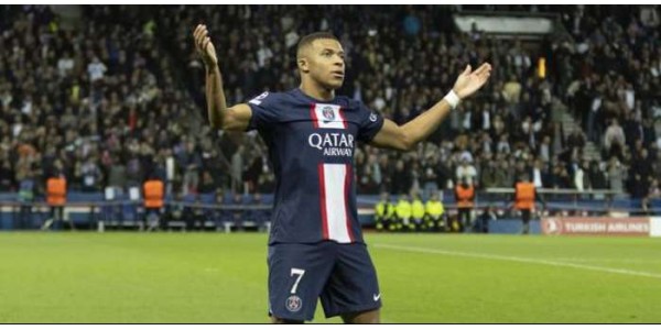 Mbappe e Neymar rivaleggiano e Messi tornerà